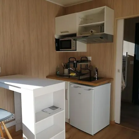 Joli Studio Indépendant En Bois Avec Jacuzzi Prive Fréjus Extérieur photo