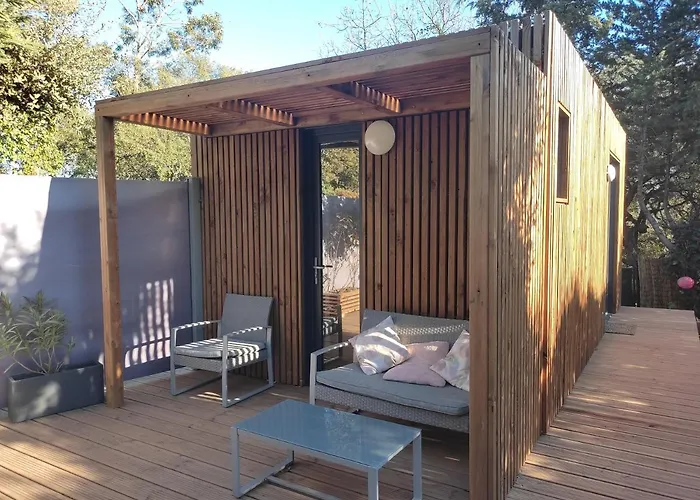Joli Studio Climatise Avec Jacuzzi Prive Et Entree Independante