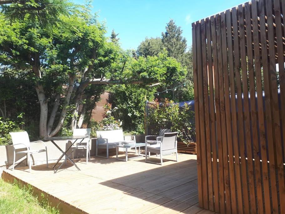 Joli Indépendant En Bois Avec Jacuzzi Prive Appartement Fréjus