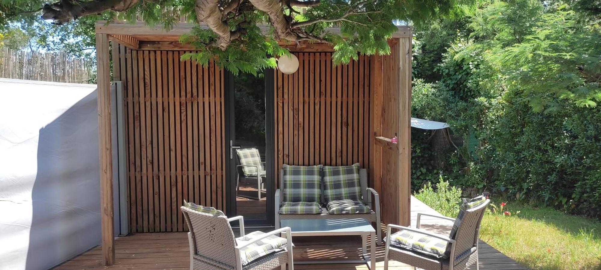 Joli Climatise Avec Jacuzzi Prive Et Entree Independante *