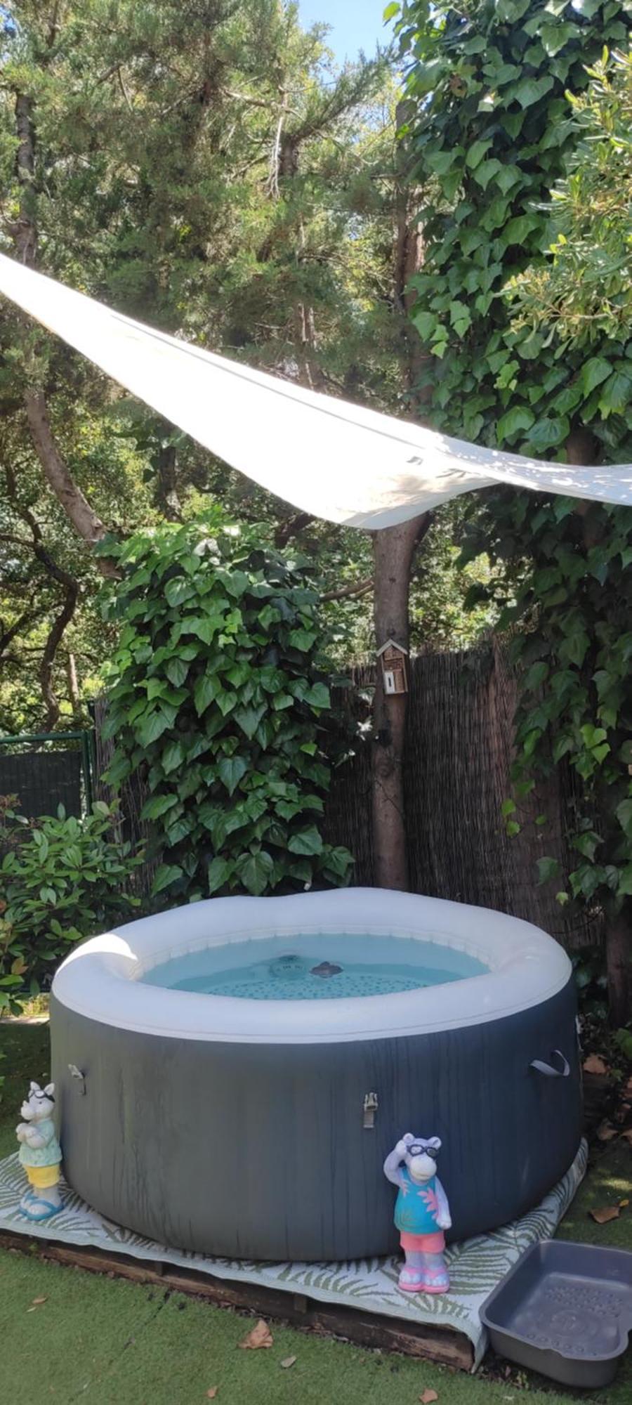 Joli Climatise Avec Jacuzzi Prive Et Entree Independante Frejus